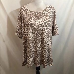 D & Co Beige & Brown Animal Print 3/4 Sleeve Top - Womens 1X, Bust 24”